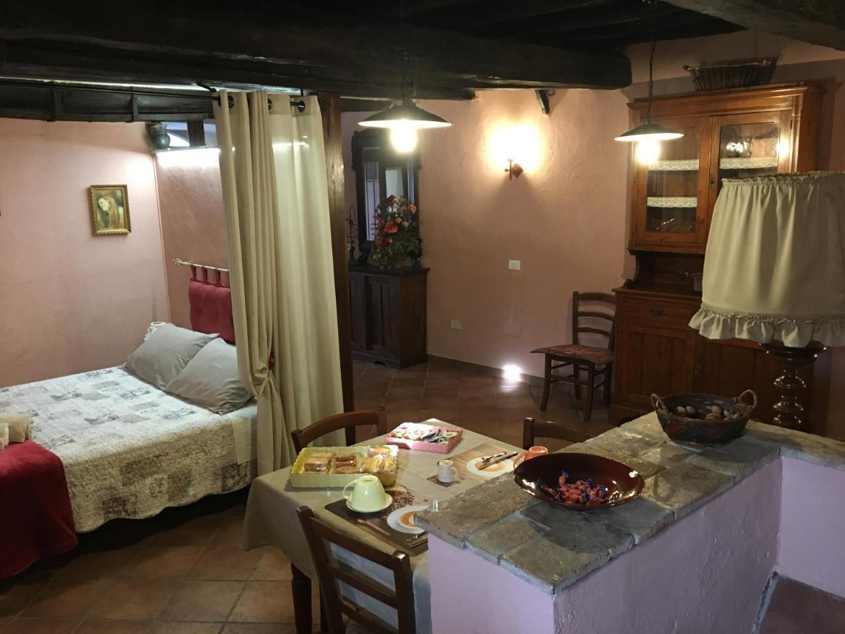 Casetta Di Carlo Magno Holiday home *